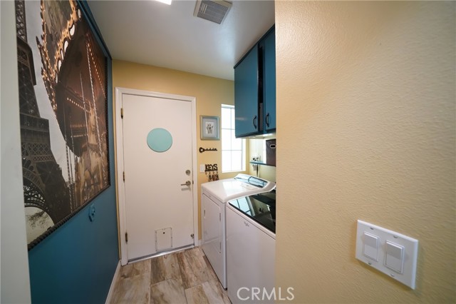 Image 16 of 38 For 27768 Crookshank Drive