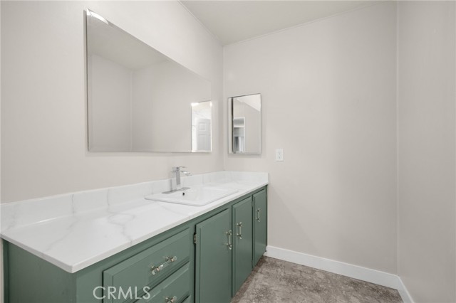 2851 Rolling Hills, Fullerton CA: https://media.crmls.org/medias/ada273e4-8ef5-402b-9683-c39bf998a415.jpg