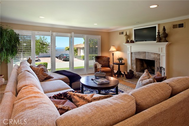 1521 Espinosa Circle, Palos Verdes Estates, California 90274, 3 Bedrooms Bedrooms, ,2 BathroomsBathrooms,Residential,Sold,Espinosa,PV17020430