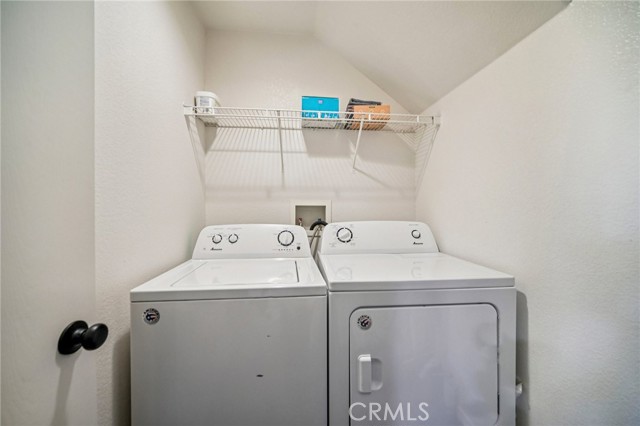 Detail Gallery Image 12 of 29 For 45614 Barham, Lancaster,  CA 93534 - 3 Beds | 2/1 Baths