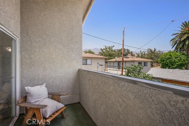 314 Lola Avenue, Pasadena CA: https://media.crmls.org/medias/ada397e4-af4e-4bc1-9912-cca4d58f4b87.jpg