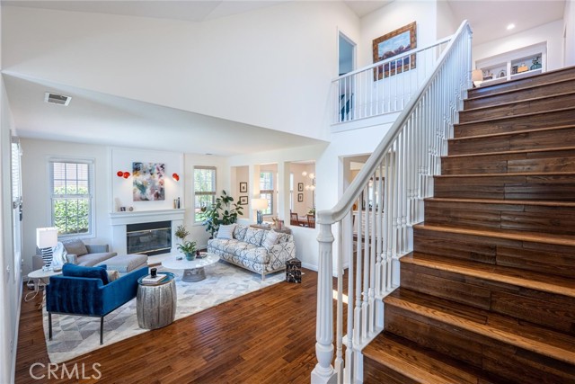 26941 Redwood Bluff Lane, Valencia CA: https://media.crmls.org/medias/ada3d16b-0c77-493b-be5e-6856d00229a0.jpg