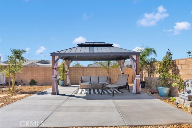 21152 Reliance, Apple Valley CA: https://media.crmls.org/medias/ada4bd1c-e274-4054-8629-70eb36d70ff3.jpg