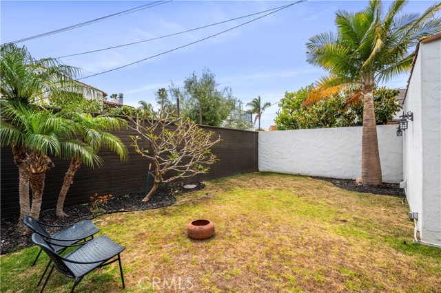 Detail Gallery Image 29 of 38 For 5022 E Broadway, Long Beach,  CA 90803 - 2 Beds | 2 Baths