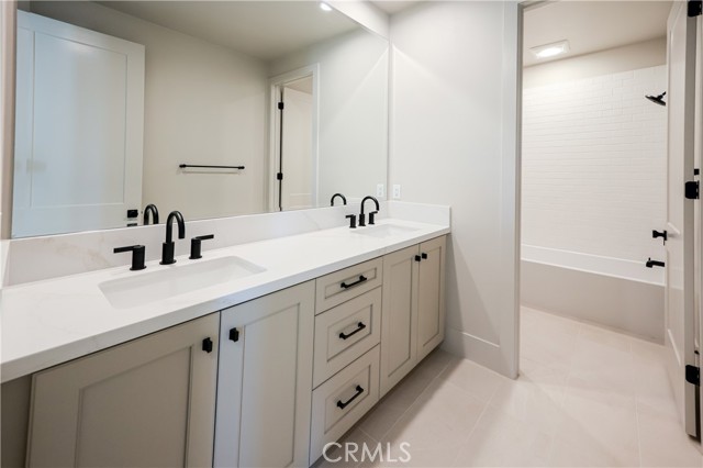 118 Mossvine, Irvine CA: https://media.crmls.org/medias/ada5e3b3-f861-4a73-8c90-d837f09a27f7.jpg