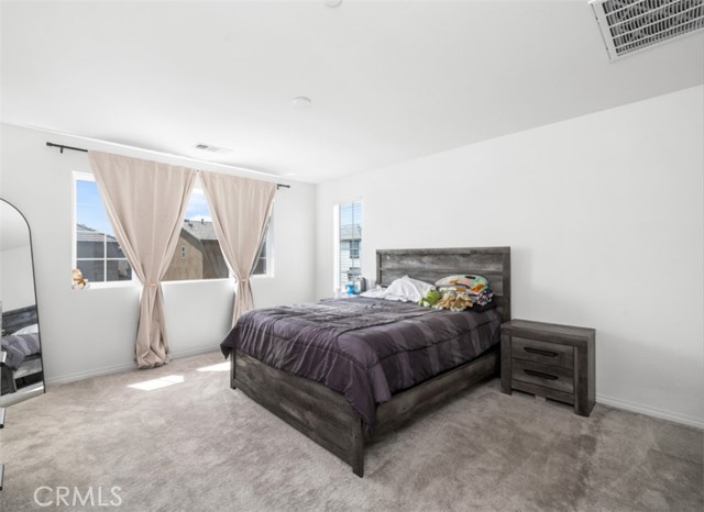 Detail Gallery Image 25 of 50 For 2502 Gunner Ridge Way, Rialto,  CA 92377 - 3 Beds | 2/1 Baths
