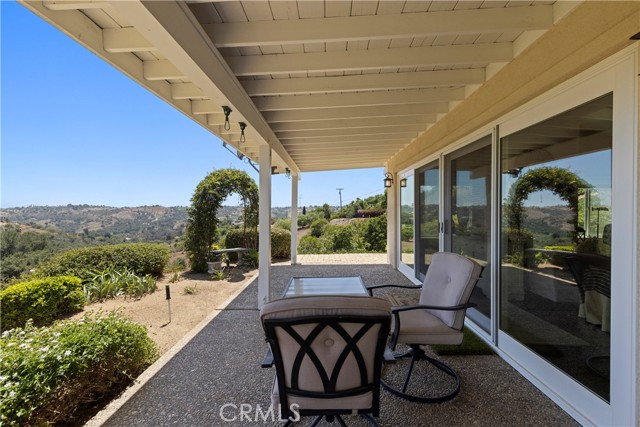 Detail Gallery Image 5 of 55 For 3237 Canonita Drive, Fallbrook,  CA 92028 - 3 Beds | 2 Baths