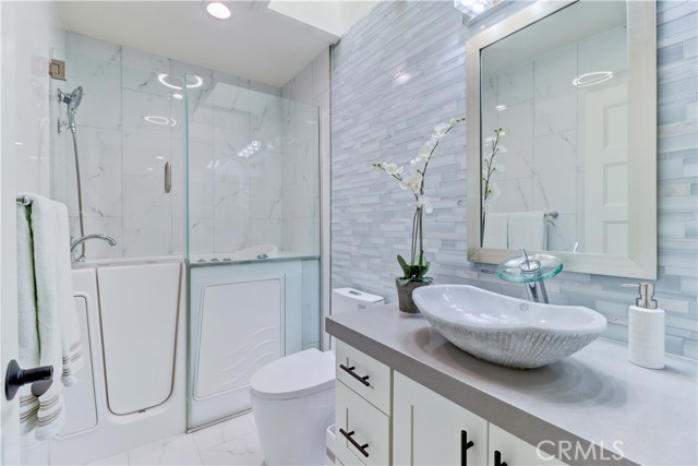 Detail Gallery Image 22 of 34 For 5376 Ave Sosiega #B,  Laguna Woods,  CA 92637 - 2 Beds | 2 Baths