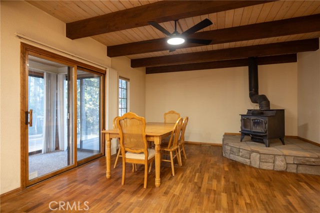 Detail Gallery Image 20 of 37 For 849 Waldstrasse Way, Big Bear Lake,  CA 92315 - 4 Beds | 3/1 Baths