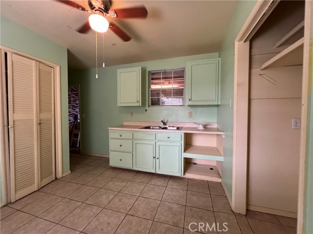 Detail Gallery Image 13 of 20 For 25539 Lane St, Loma Linda,  CA 92354 - 4 Beds | 2 Baths