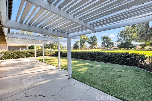 Detail Gallery Image 23 of 40 For 2125 Silver Oak, Hemet,  CA 92545 - 2 Beds | 2 Baths