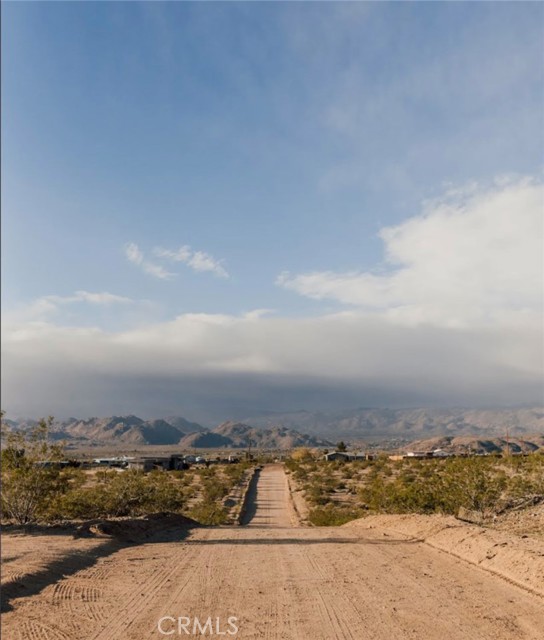 Detail Gallery Image 3 of 11 For 3120 Stonehill Ave, Joshua Tree,  CA 92252 - – Beds | – Baths