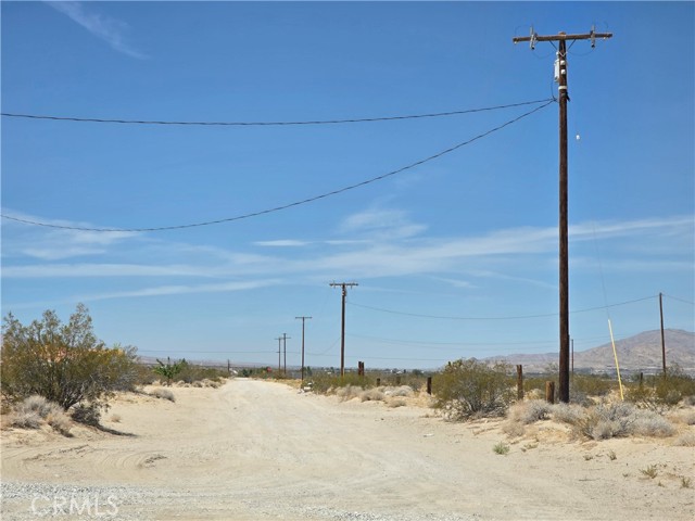 Detail Gallery Image 2 of 3 For 509 Harvest Moon St, Lucerne Valley,  CA 92356 - – Beds | – Baths