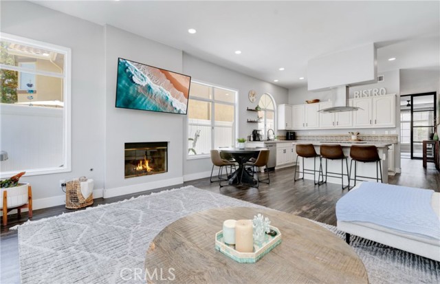5160 Caminito Exquisito, San Diego CA: https://media.crmls.org/medias/adaa3dea-1405-45c4-ba66-01e443ba162f.jpg