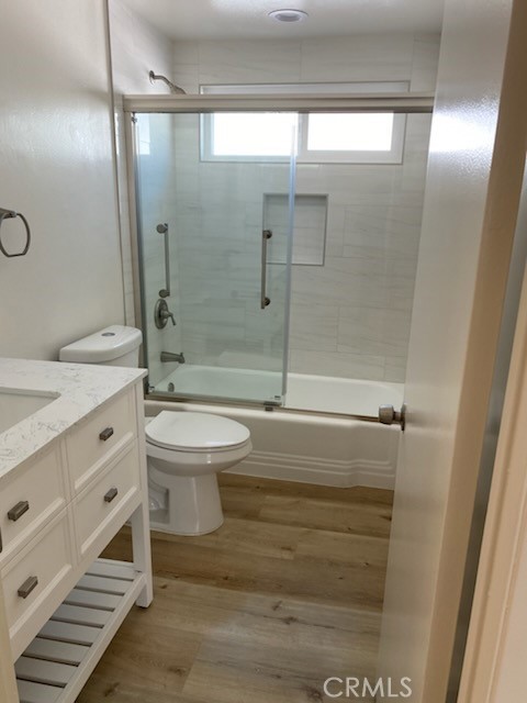 Detail Gallery Image 3 of 7 For 1209 Beryl St #C,  Redondo Beach,  CA 90277 - 2 Beds | 1/1 Baths