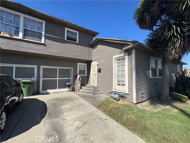 5747 South Gramercy Place photo 3