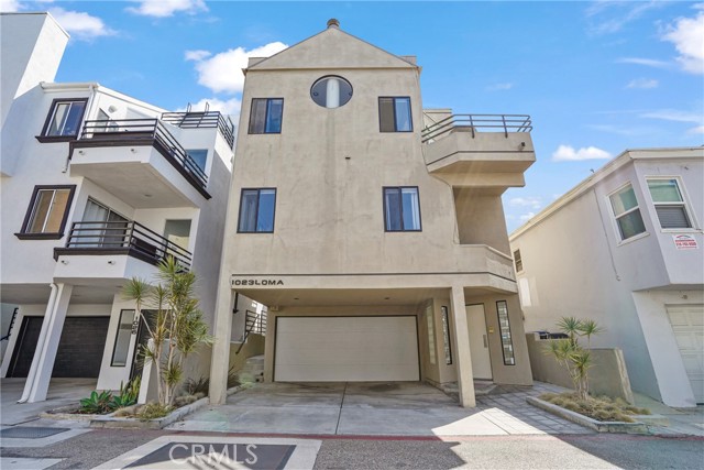 1023 Loma Drive, Hermosa Beach, California 90254, 2 Bedrooms Bedrooms, ,3 BathroomsBathrooms,Residential,Sold,Loma,PV22194406