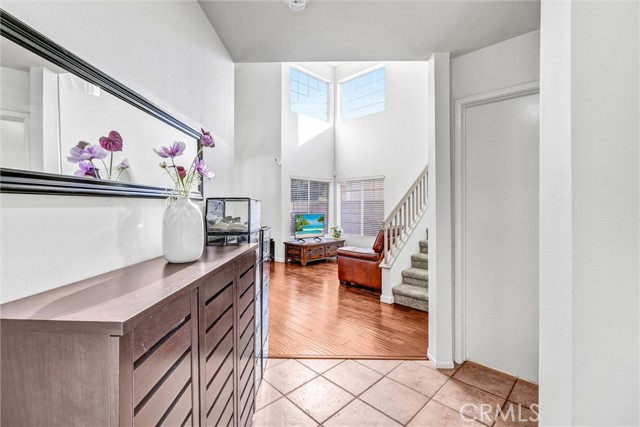 Detail Gallery Image 5 of 32 For 1744 Empty Saddle, Simi Valley,  CA 93063 - 3 Beds | 2/1 Baths