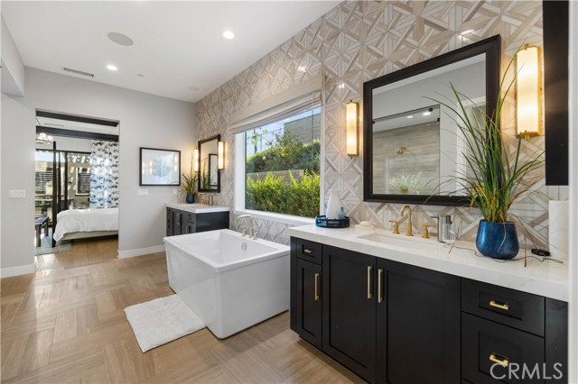Detail Gallery Image 30 of 39 For 12401 Ridge Line Gate Ct, Porter Ranch,  CA 91326 - 4 Beds | 4/1 Baths