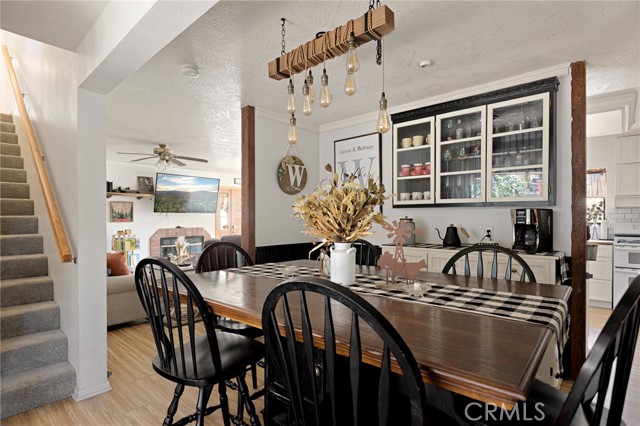 Detail Gallery Image 6 of 44 For 26249 Cedar Ln, Twin Peaks,  CA 92391 - 4 Beds | 3 Baths