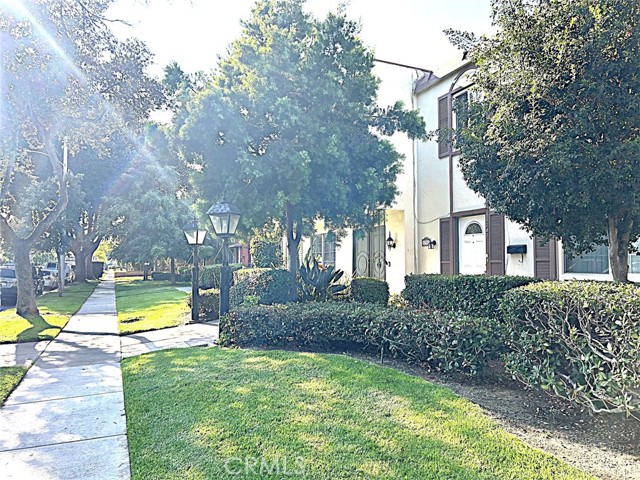 Detail Gallery Image 2 of 8 For 1787 W Greenleaf Ave, Anaheim,  CA 92801 - 3 Beds | 2 Baths