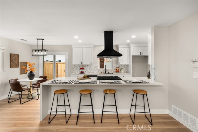 1905 Davis Street, Corona CA: https://media.crmls.org/medias/adaf117e-bdc0-468f-aed5-d700f3f616b7.jpg