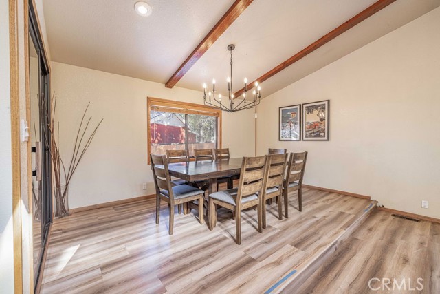 42756 Tannenbaum Platz, Big Bear Lake CA: https://media.crmls.org/medias/adaf3389-c827-4f73-a1a0-b36fa2c2ad8e.jpg