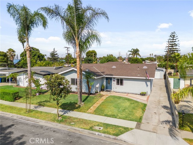 8627 Vicki Drive, Whittier CA: https://media.crmls.org/medias/adaf42ad-2f9e-4145-a5e6-4887fc9e16f5.jpg