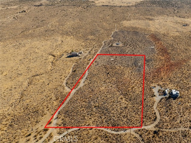 712 Custer Avenue, Lucerne Valley CA: https://media.crmls.org/medias/adaf4777-9853-49e2-a68a-ba58865444c9.jpg