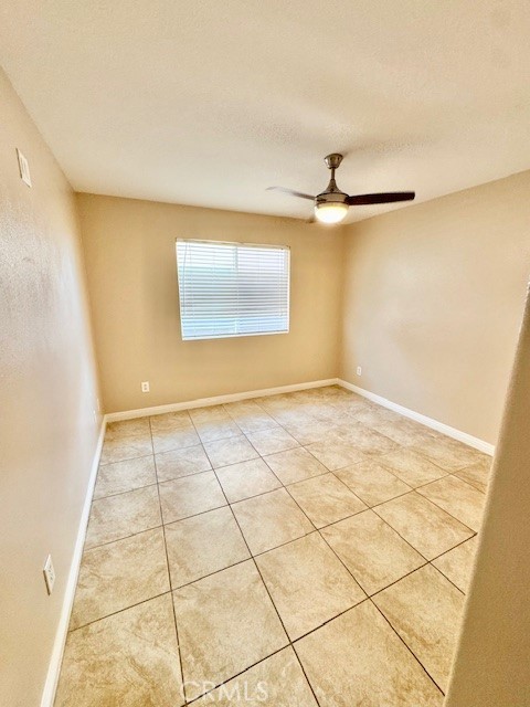 Detail Gallery Image 23 of 42 For 5220 Holstein Way, Jurupa Valley,  CA 92509 - 3 Beds | 2 Baths