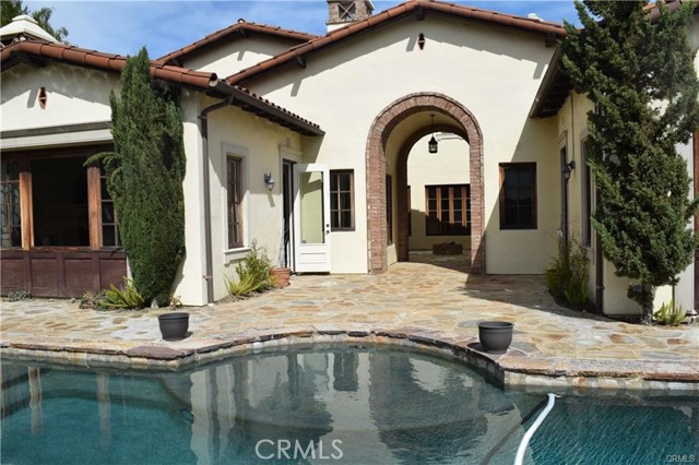Private pool