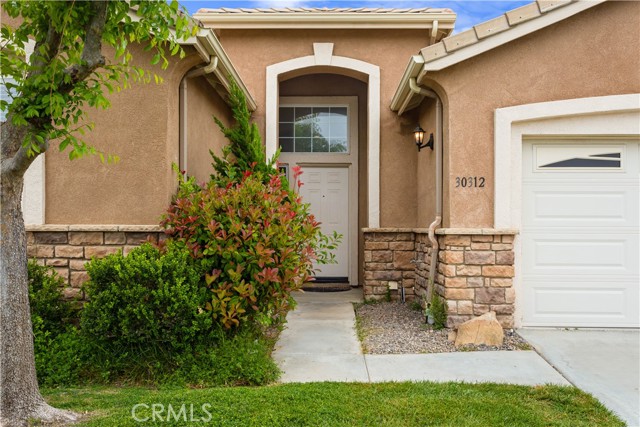 Detail Gallery Image 4 of 14 For 30312 Carmenet Cir, Murrieta,  CA 92563 - 3 Beds | 3 Baths