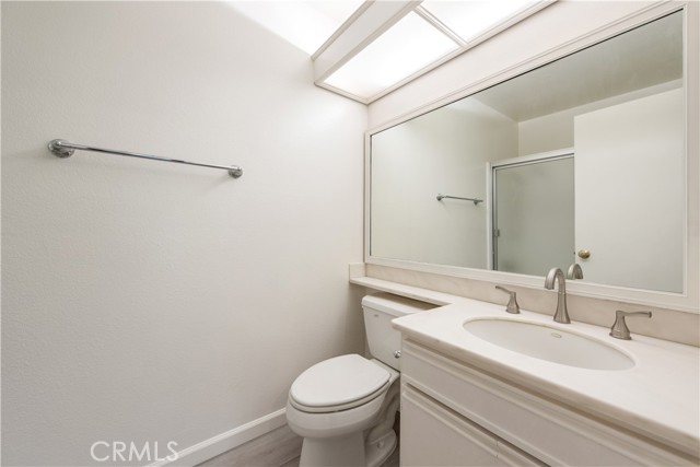 Image 11 of 34 For 223 Stanford Court 132