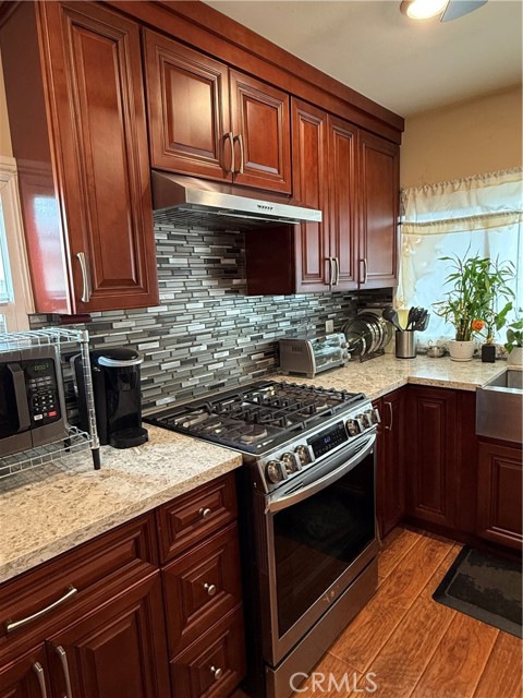 5162 E Florence Avenue Spc., Bell CA: https://media.crmls.org/medias/adb12353-ea42-4328-b2bd-592a4b235e88.jpg