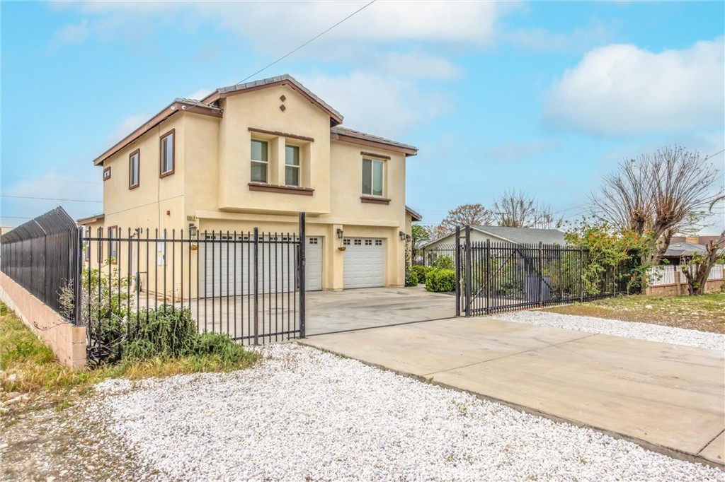 15879 Highland