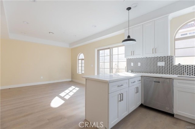 Detail Gallery Image 15 of 60 For 1308 S Stevens Ave #D,  San Gabriel,  CA 91776 - 3 Beds | 3 Baths