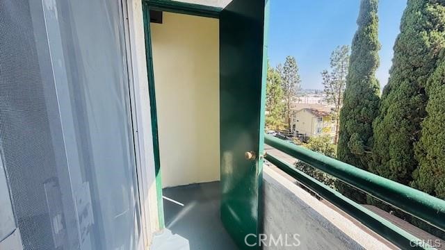 Detail Gallery Image 11 of 18 For 2239 Parkside Ave #202,  Los Angeles,  CA 90031 - 1 Beds | 1 Baths