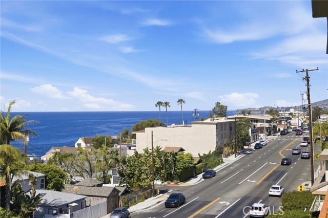 Detail Gallery Image 24 of 53 For 240 Moss St #8,  Laguna Beach,  CA 92651 - 2 Beds | 2 Baths