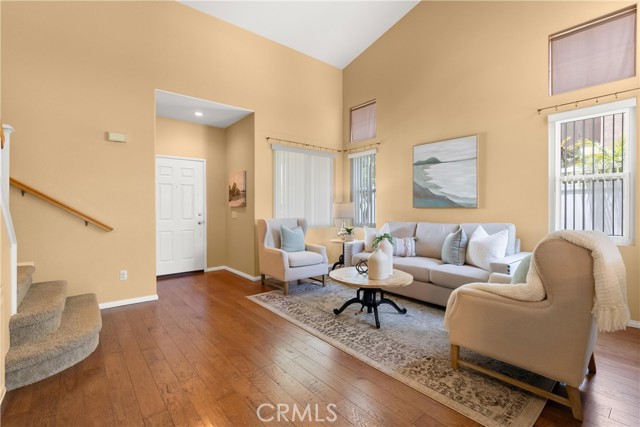 8 Chatri Circle, Lake Forest CA: https://media.crmls.org/medias/adb3ff52-65b1-4620-a5e7-278f4cd0098c.jpg