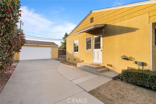 3677 Ocana Avenue, Long Beach, California 90808, 2 Bedrooms Bedrooms, ,1 BathroomBathrooms,Single Family Residence,For Sale,Ocana,OC25028242