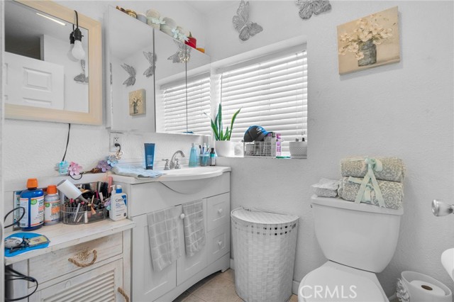 Detail Gallery Image 28 of 32 For 13066 13th St, Chino,  CA 91710 - – Beds | – Baths