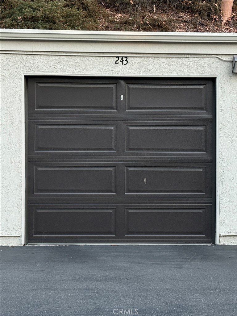 https://media.crmls.org/medias/adb4fa86-9c71-4f89-a13e-b5ce52fcb36d.jpg?preset=X-Large