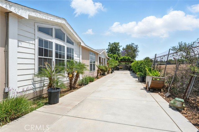 3595 Buchanan Street, Riverside CA: https://media.crmls.org/medias/adb4fb1a-e53f-4e50-b957-802ffaafcd02.jpg