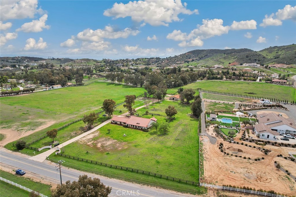 20425 Avenida Castilla