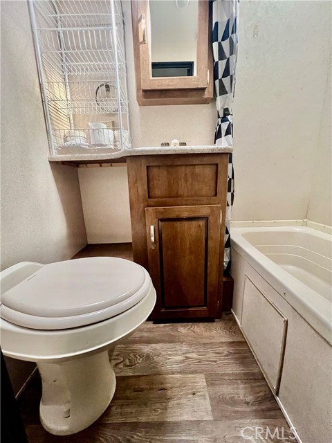 Detail Gallery Image 10 of 60 For 1295 S Cawston Ave, Hemet,  CA 92545 - – Beds | – Baths