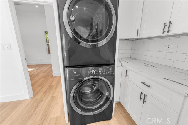 Detail Gallery Image 12 of 26 For 22716 Schoolcraft St, West Hills,  CA 91307 - 2 Beds | 2 Baths