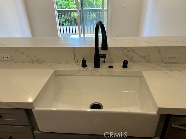 Detail Gallery Image 8 of 33 For 720 Meyer Lane #104,  Redondo Beach,  CA 90278 - 2 Beds | 2 Baths