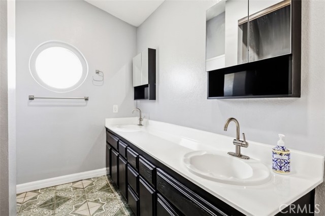 Detail Gallery Image 16 of 30 For 25280 Bay, Moreno Valley,  CA 92553 - 3 Beds | 2/1 Baths