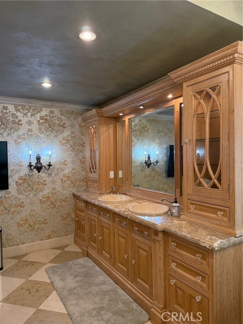 Detail Gallery Image 27 of 40 For 380 N Chandler Ranch, Orange,  CA 92869 - 5 Beds | 7 Baths