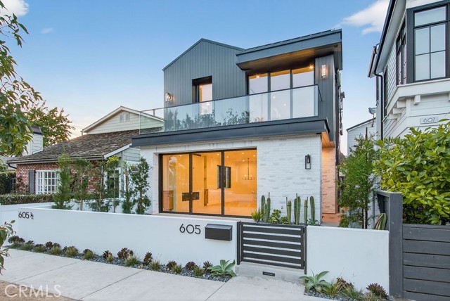 Front Image Thumbnail for CRNP26045473